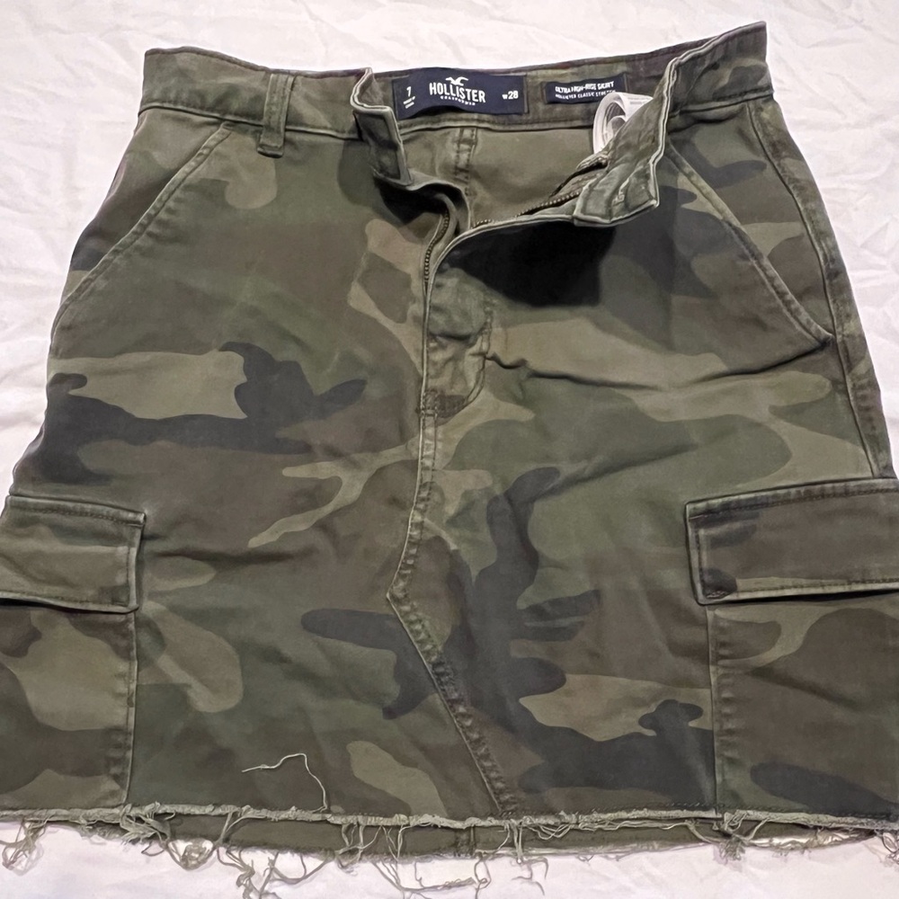 Hollister cargo skirt